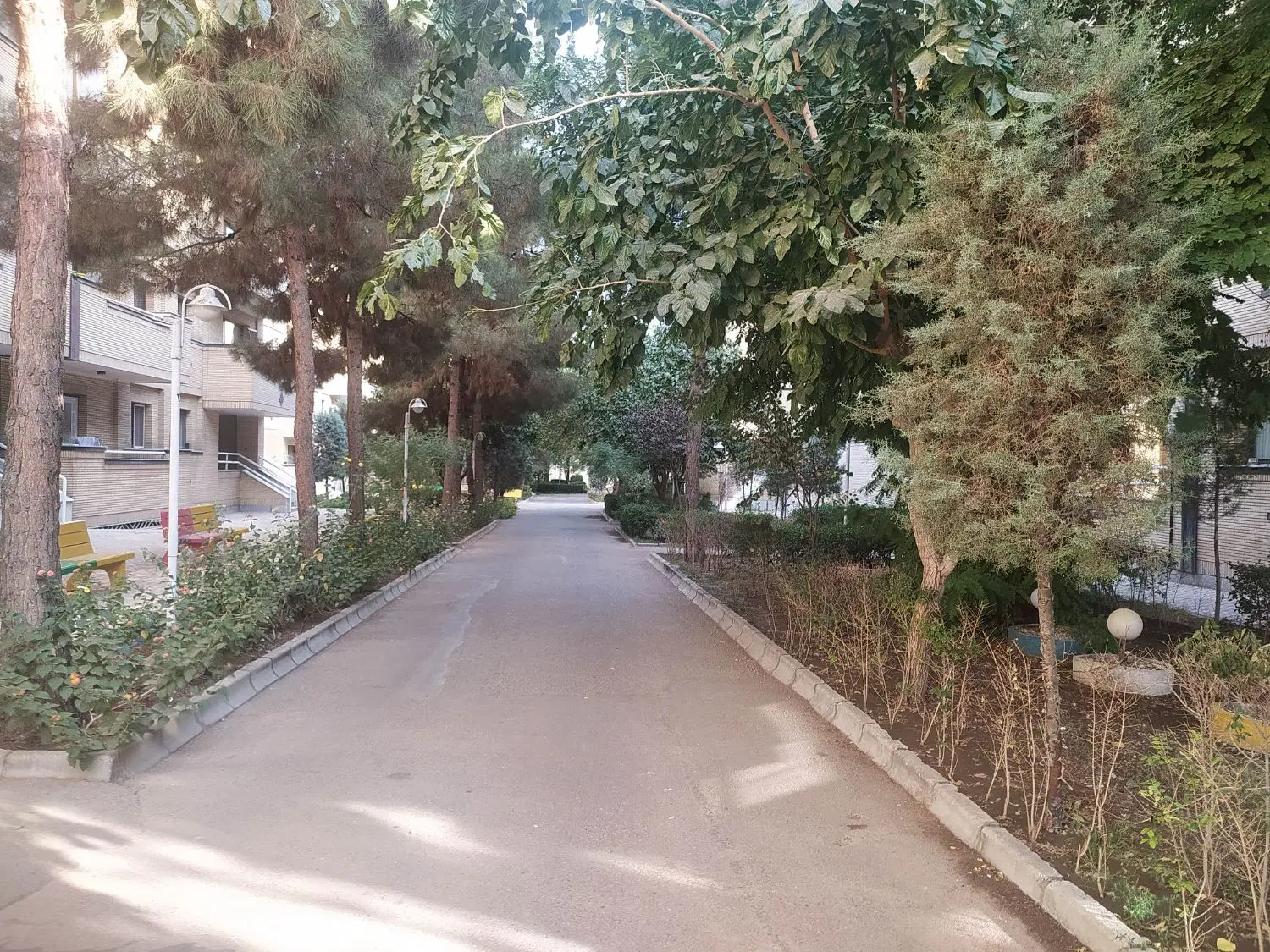 آپارتمان  قاضی طباطبایی مجتمع فیروزه بانک ملی