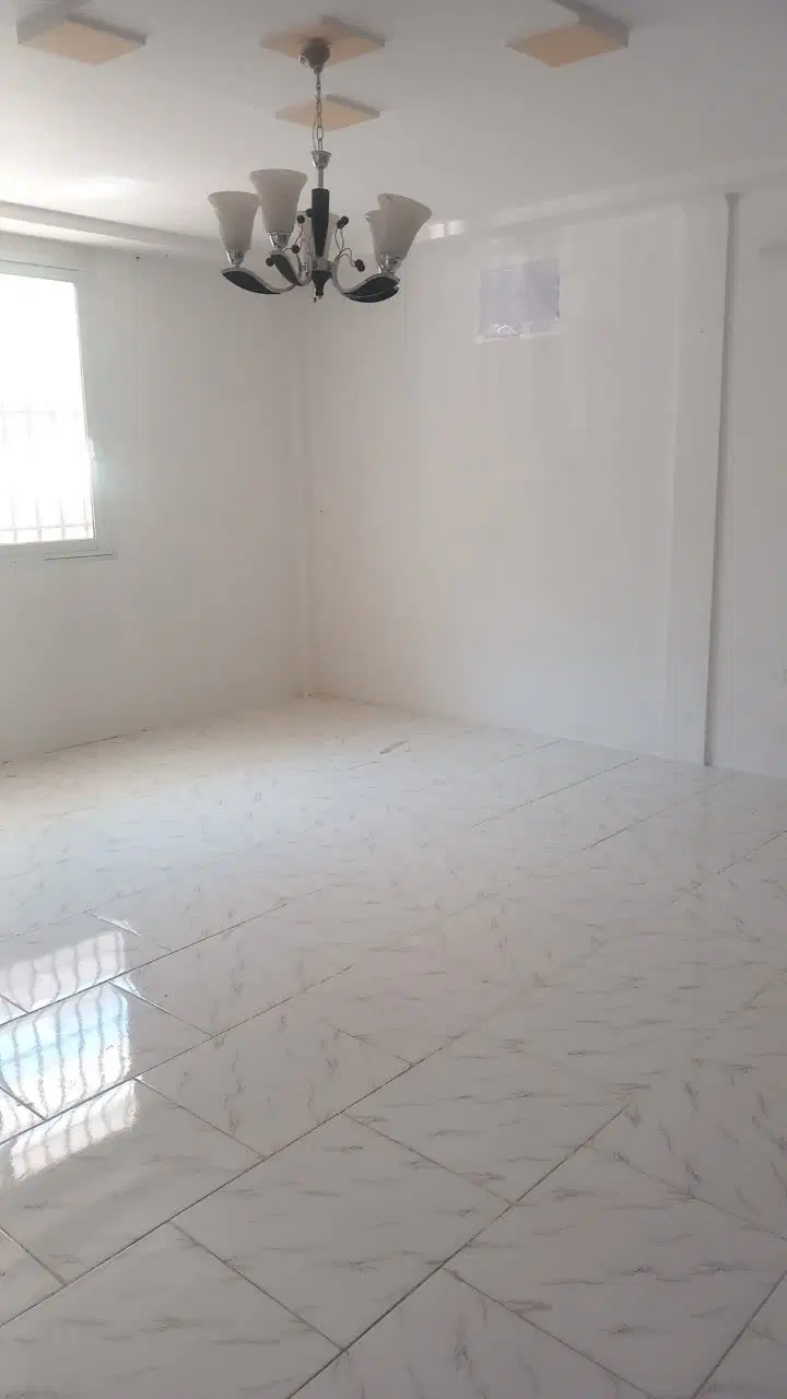 آپارتمان ۸۵ متری سرافرازان