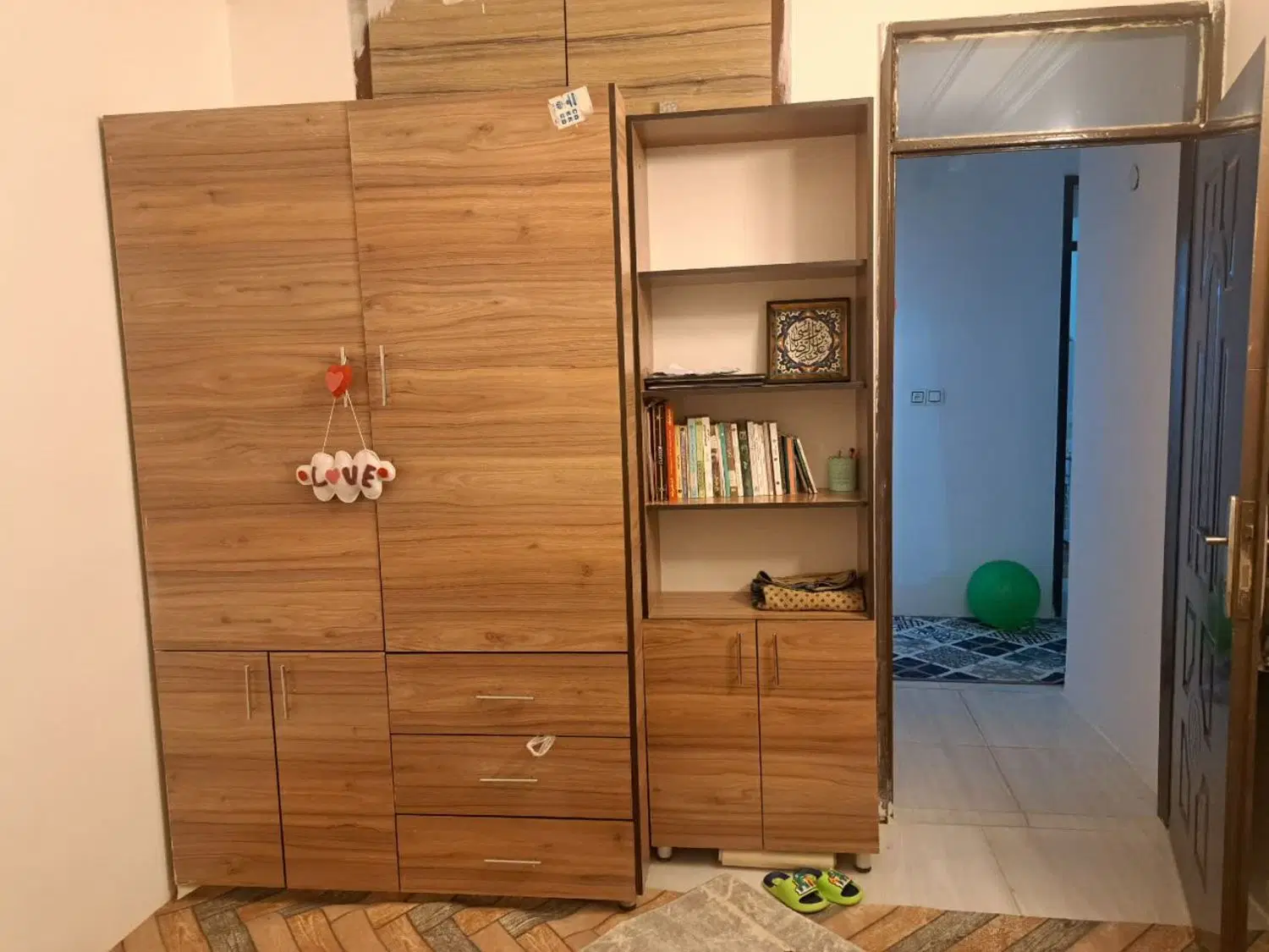 آپارتمان طبقه اول خیابان شهید عارفی