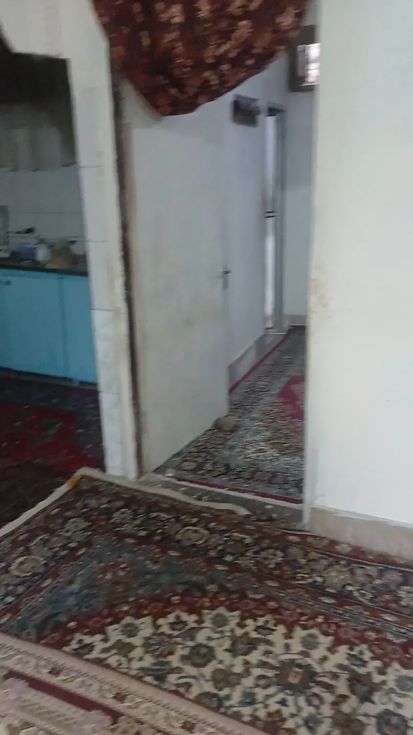 خونه ۱۰۰ متر داخل رسالت ۹۱  شهید کریم زاده