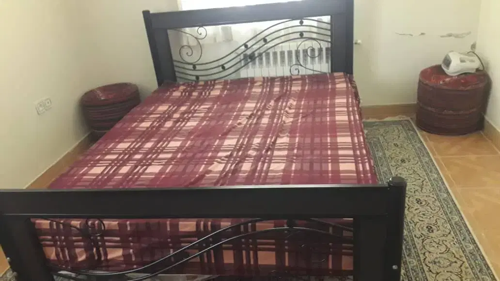 همخانه