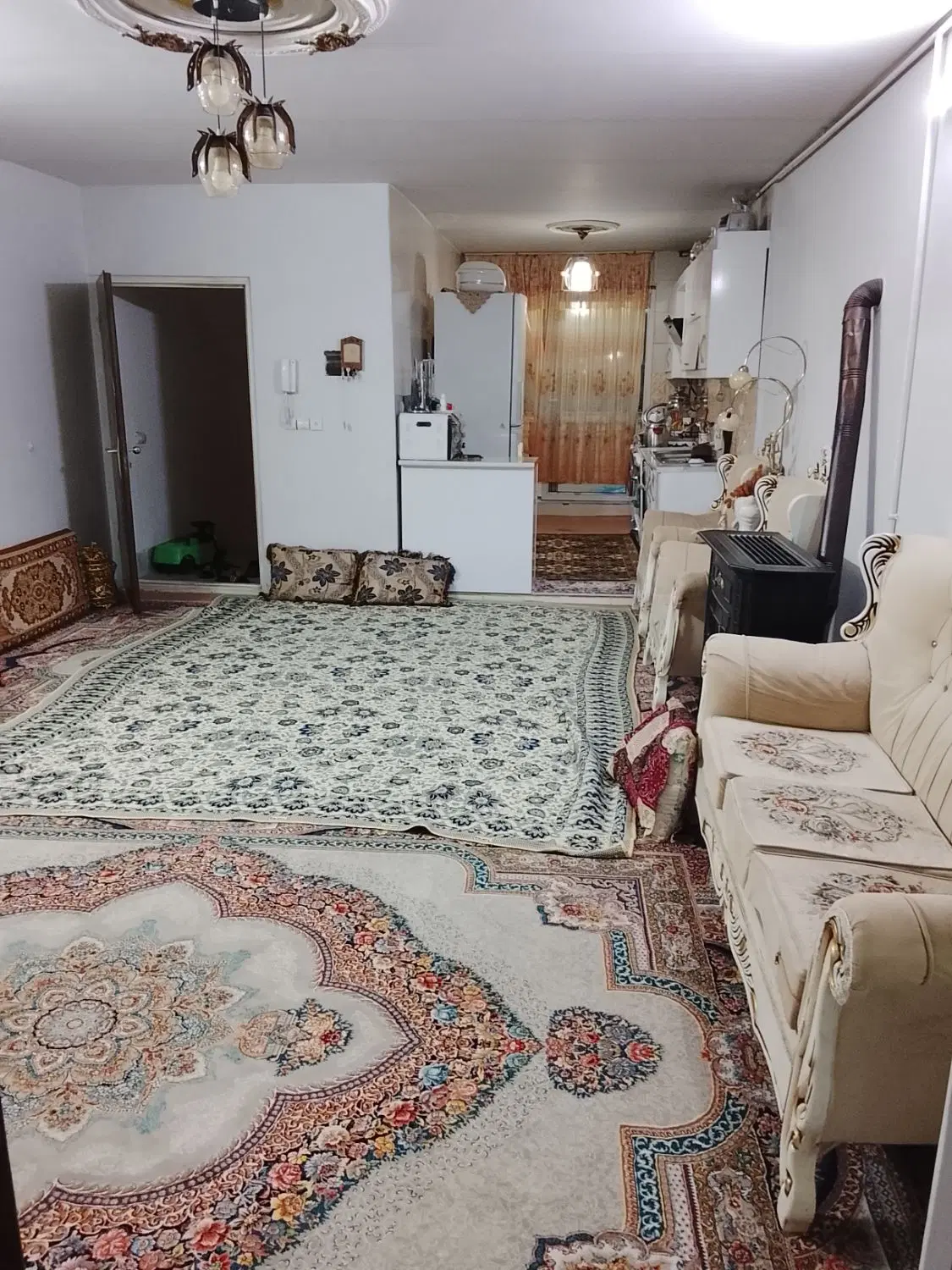 آپارتمان 90متری ابوطالب 61