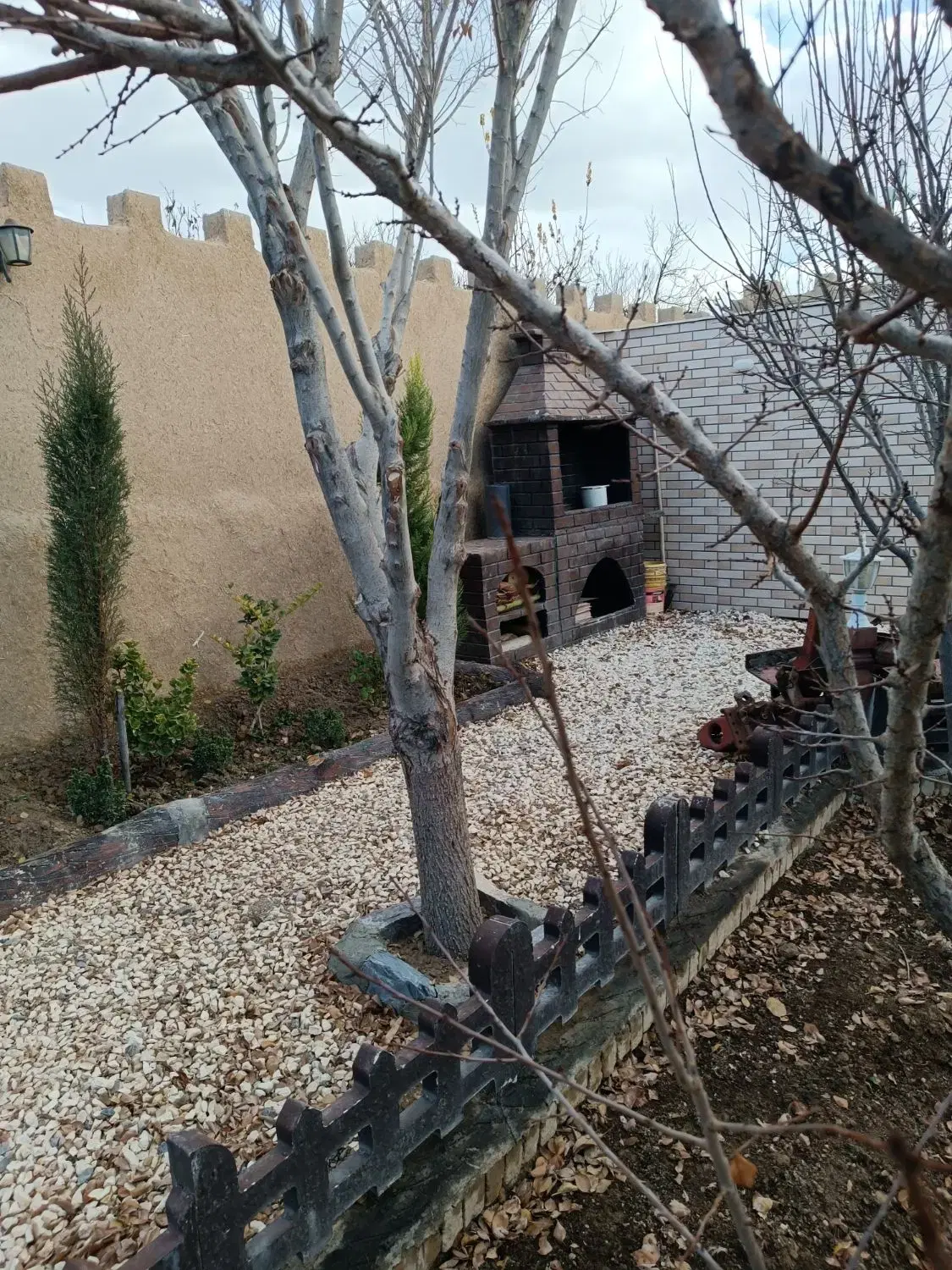 باغ ۵۰۰مترکوشک زازران امام رضا با مجوز کامل امنیت