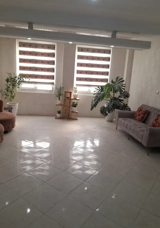 اجاره واحد تجاری بر خیابان پیلغوش