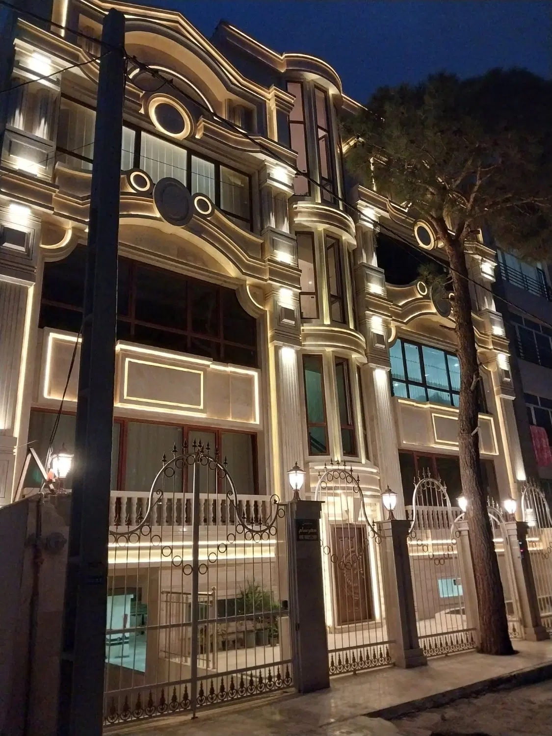 اپارتمان 158 متری تک واحدی