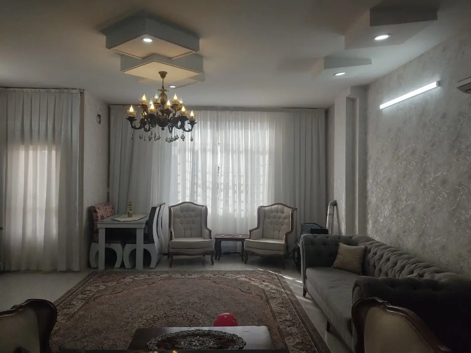 آپارتمان ۸۵متری سند دار خاکزدای فول امکانات