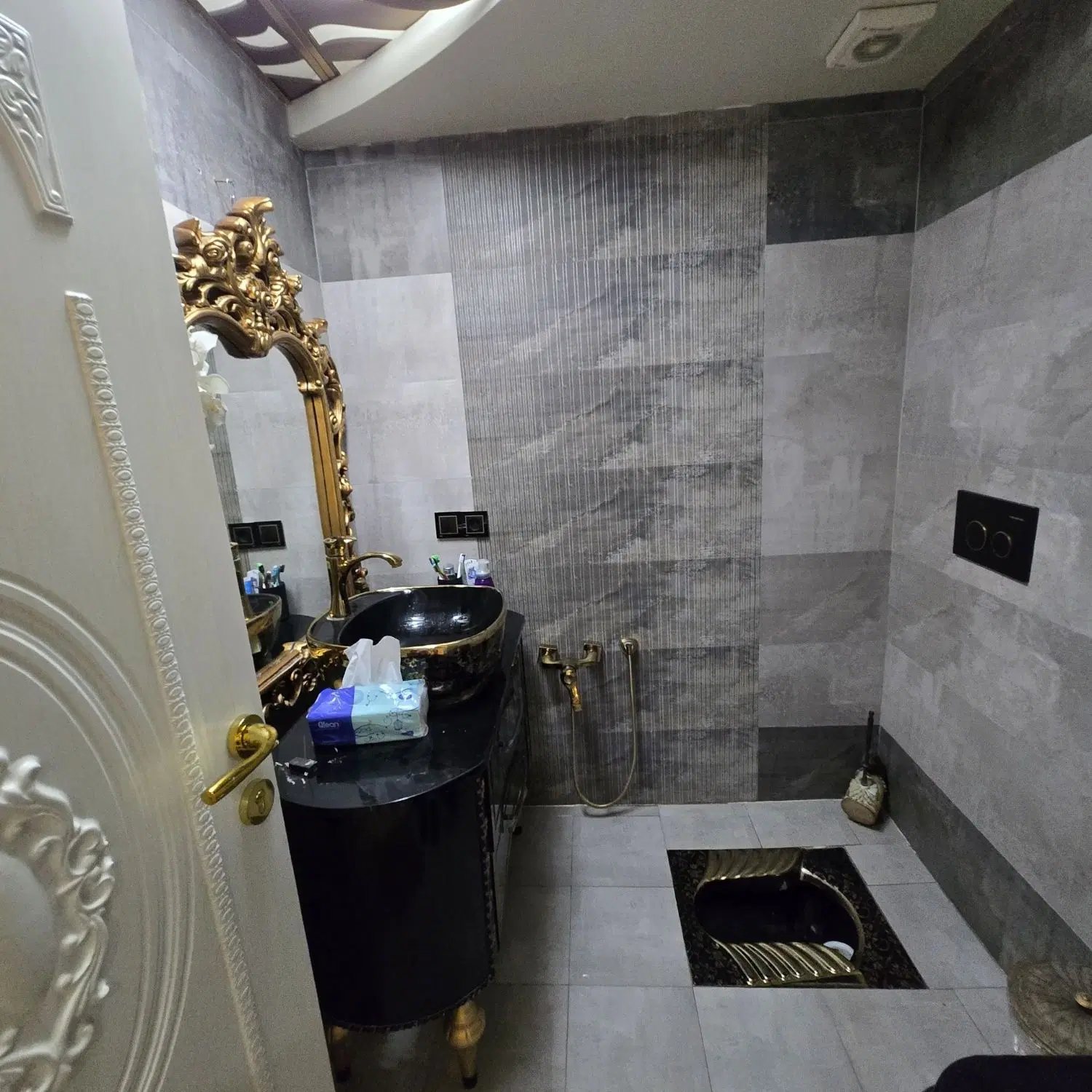 ۱۱۷متر دوخواب طبقه پنجم