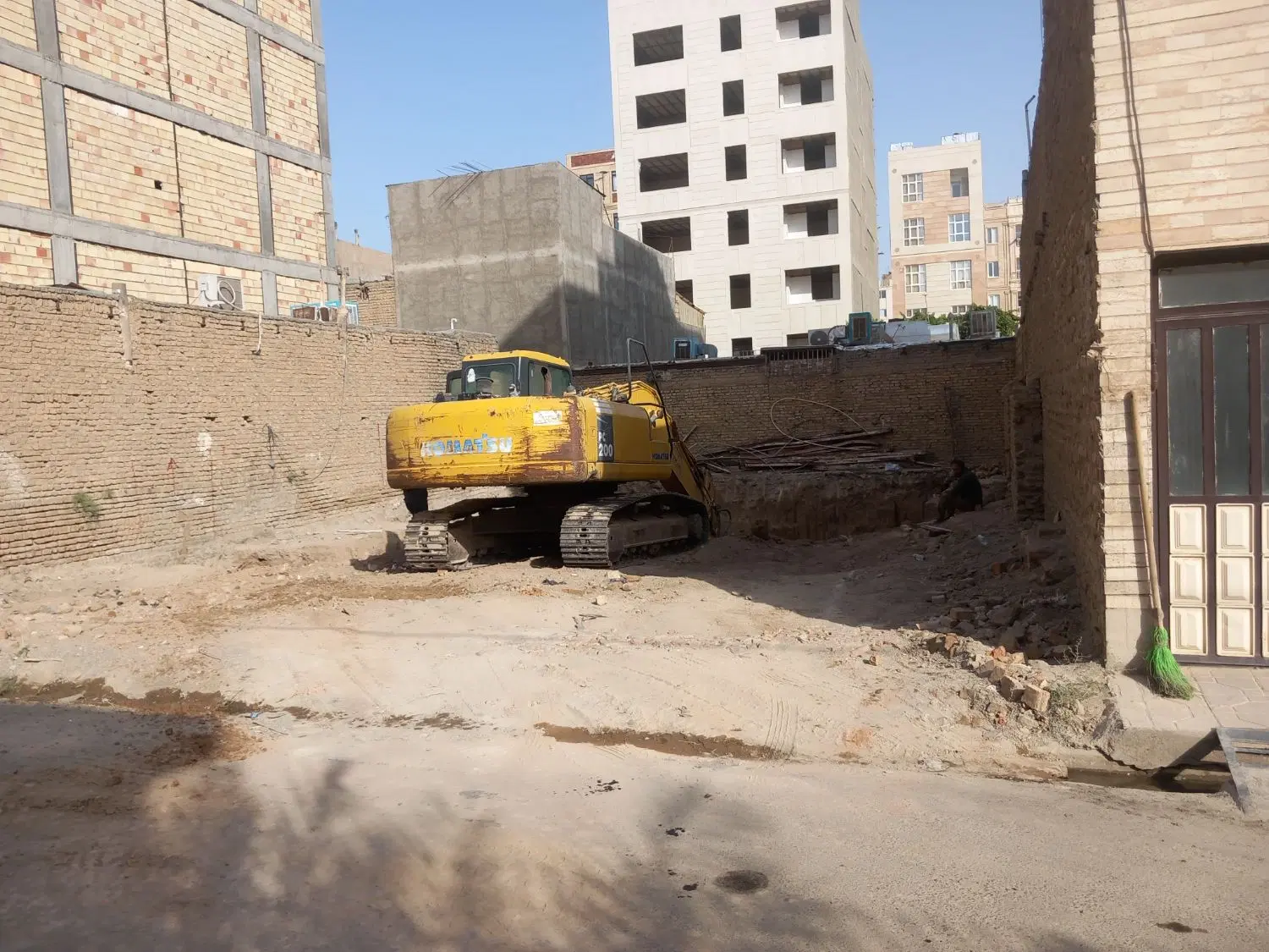 پیش فروش آپارتمان ۱۴۰ متری بهارستان ۵