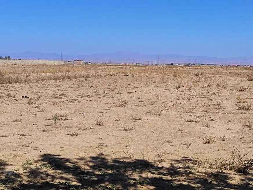 زمین روستای میقان