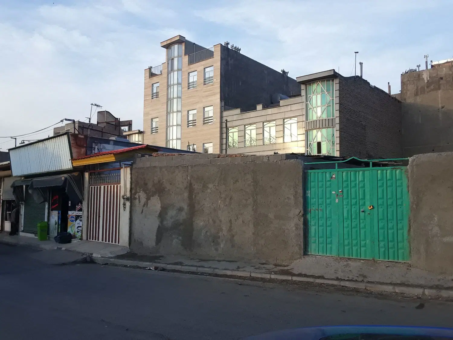زمین بهر سیابند تجاری مسکونی