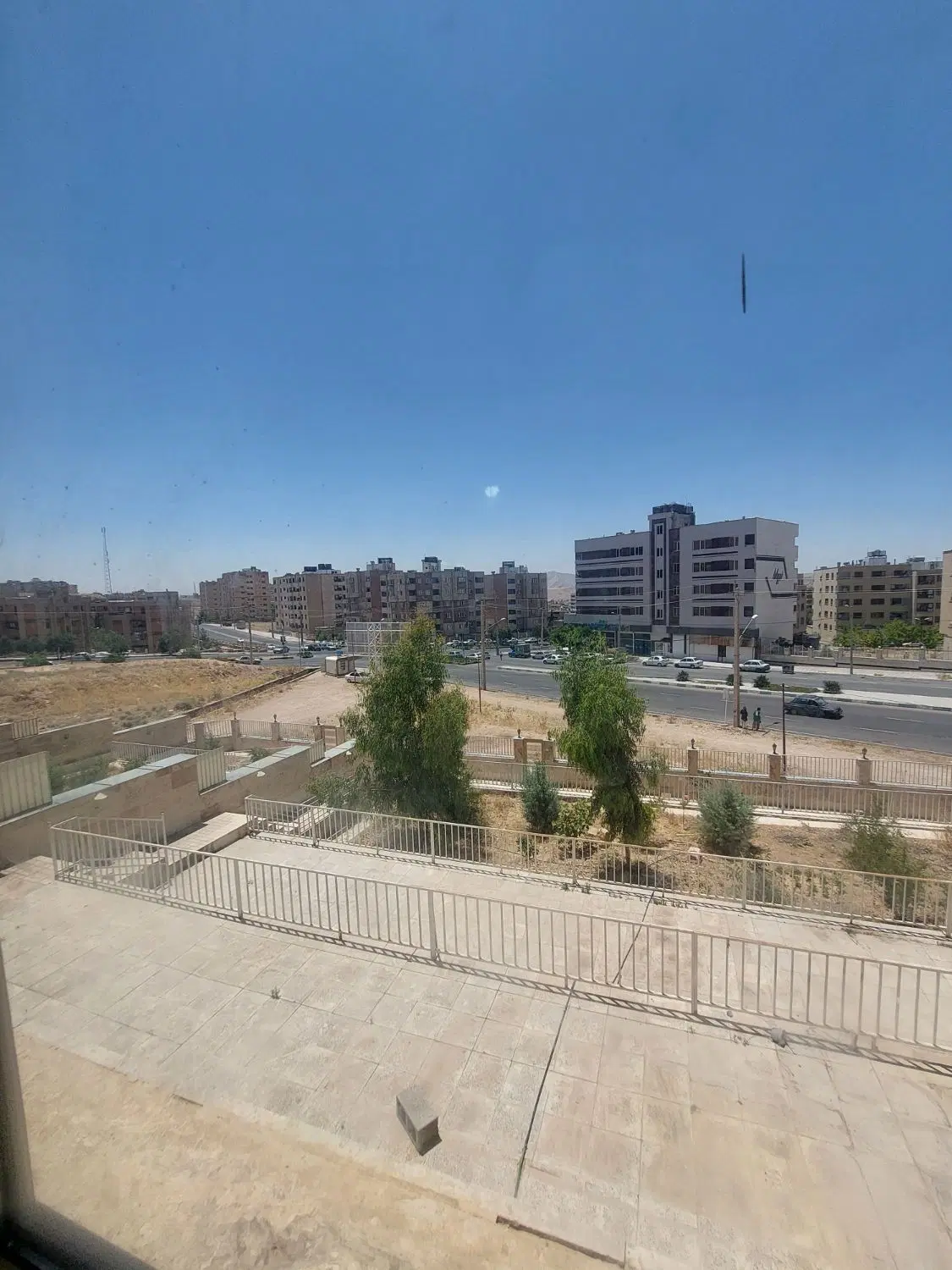 رهن کامل سه خوابه ، چهارراه زندیه ، لوکس ، تخلیه