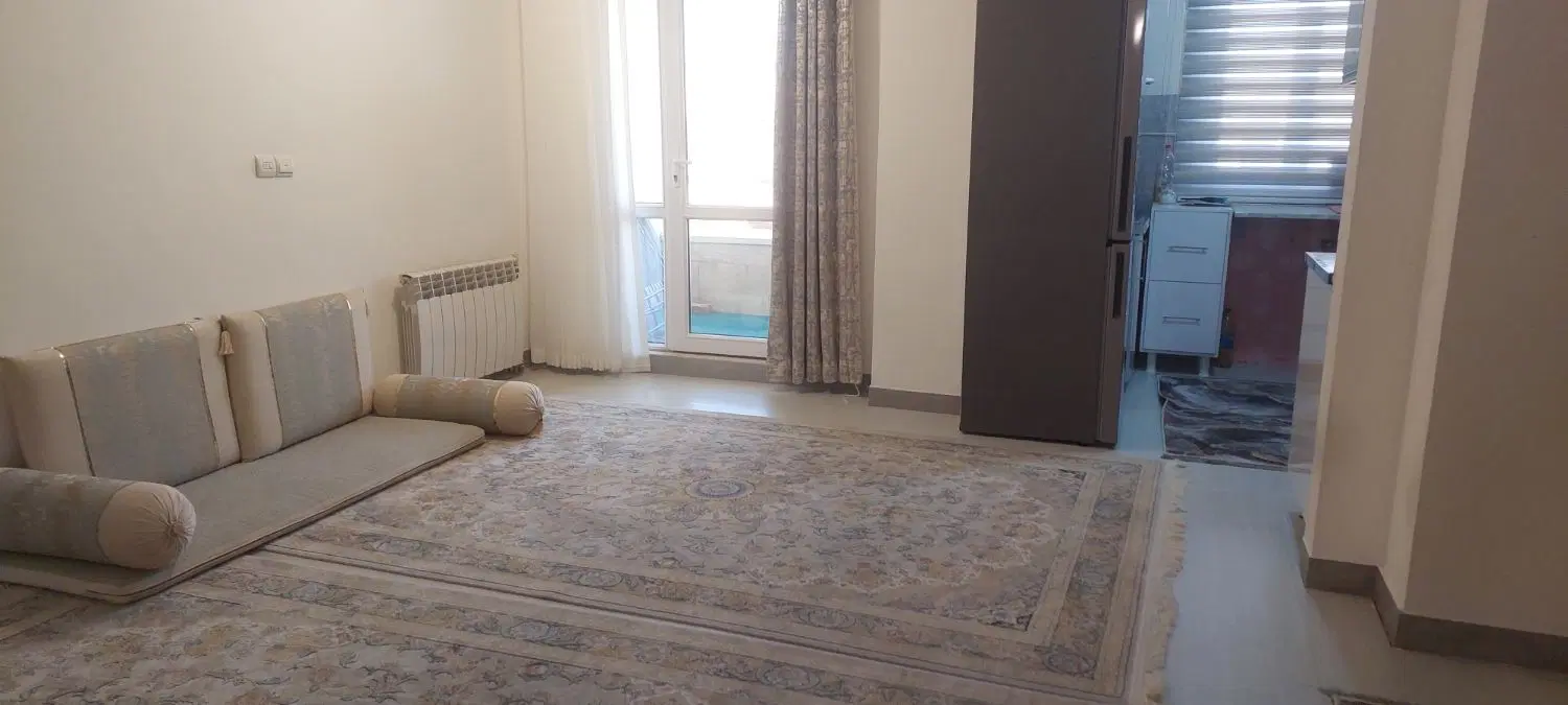 واحد ۶۵ متری نمااصلی طبقه اخر مجتمع میلاد دفتر فنی