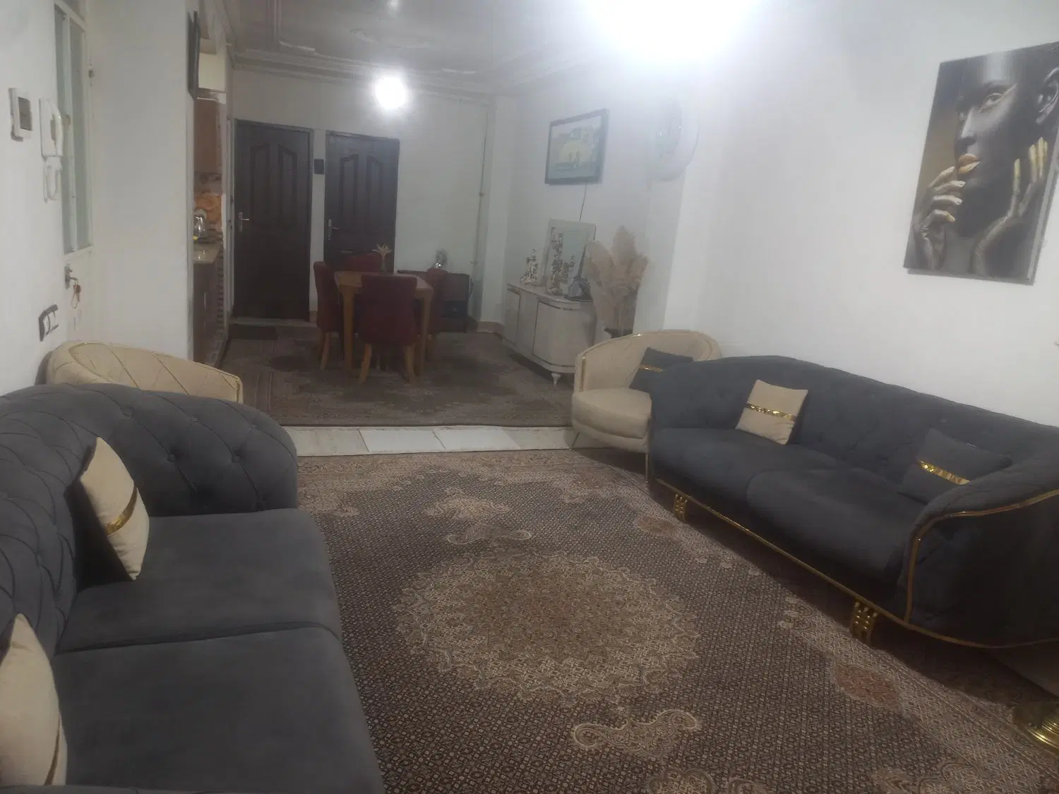 یه واحد خانه مسکونی ۸۰ متر زیر حسینیه ثارالله