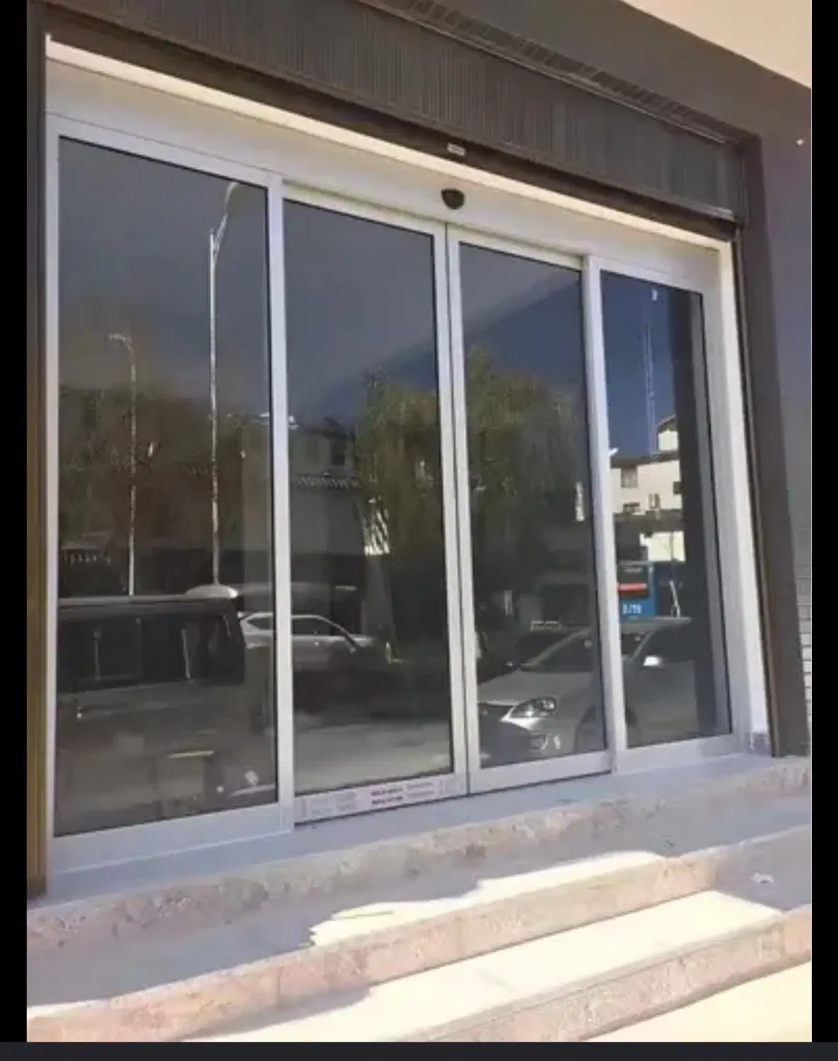 فروش مغازه ۲۲ متری بر خیابان گلچین غربی