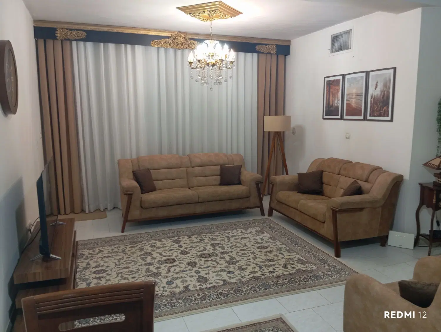 فروش آپارتمان ۸۰متری در ایثار کوچه شقایق شرقی