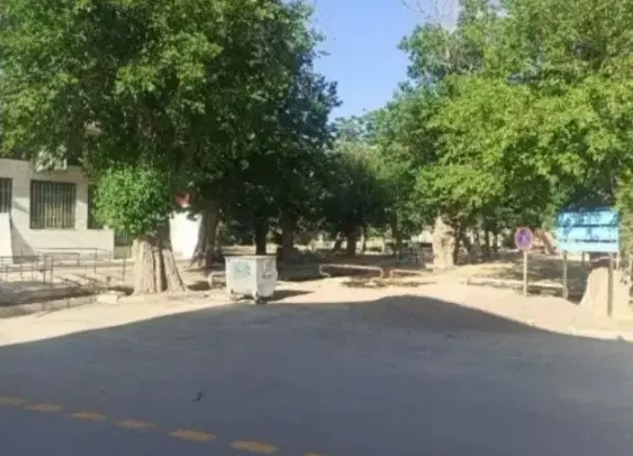 240متر مسکونی چقا