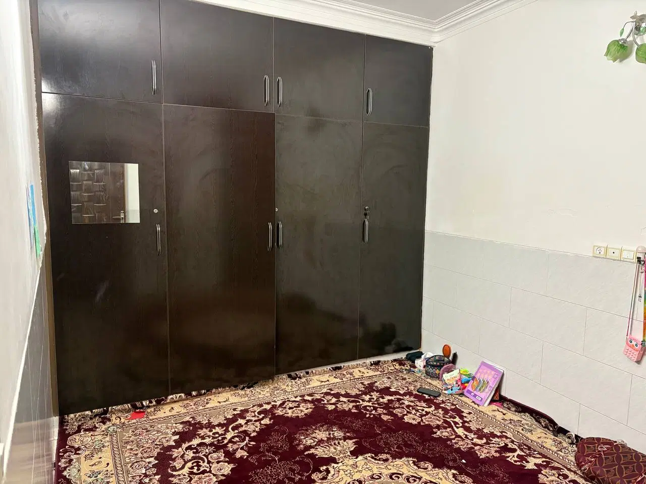 نیم طبقه خیابان خلیل حسن بیگی(چهانفر)