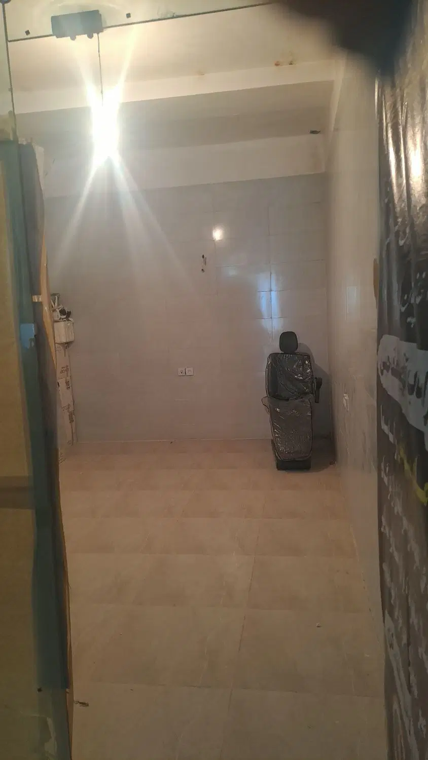 مغازه‌ ۲۰متری