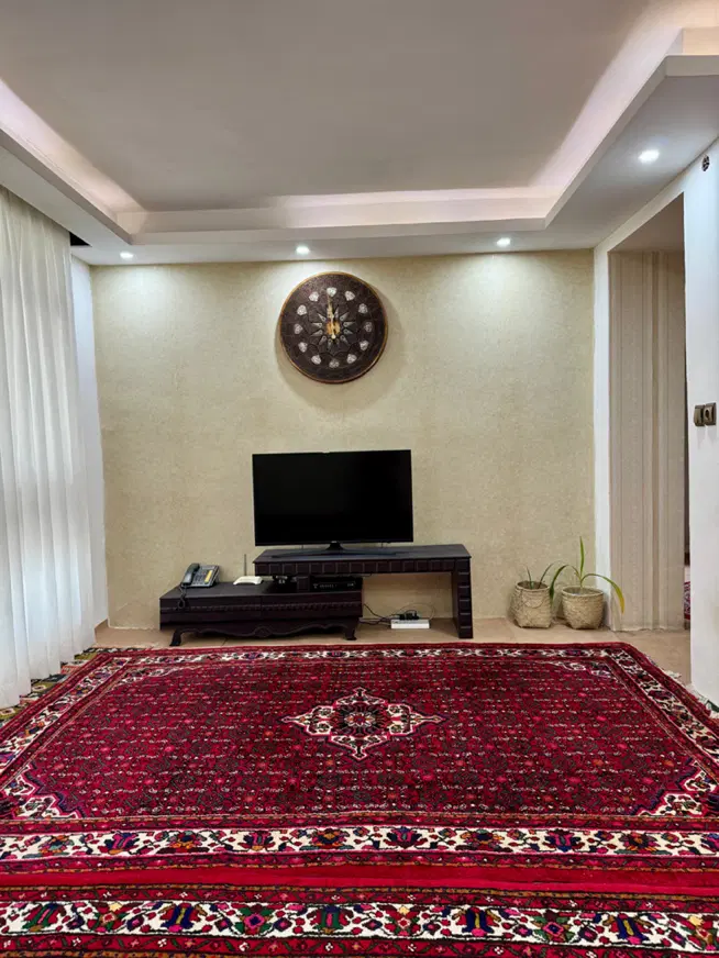۱۰۰ متر یک‌خوابه ششصددستگاه