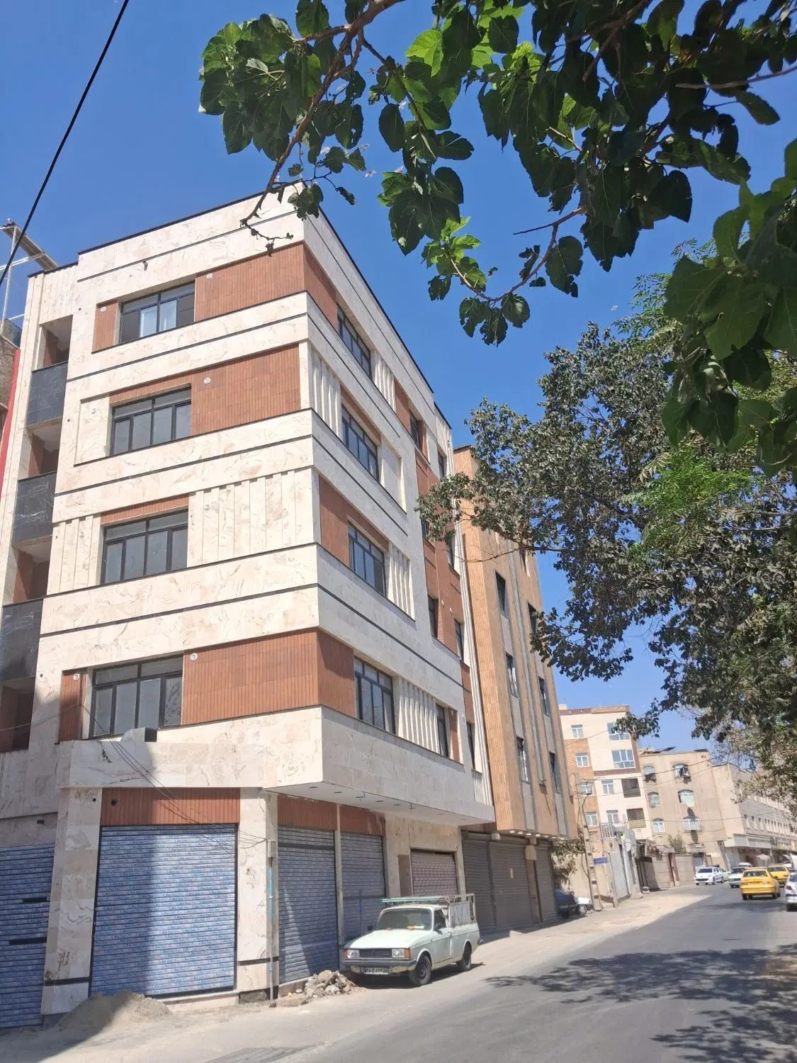 آپارتمان ۱۰۹ متری