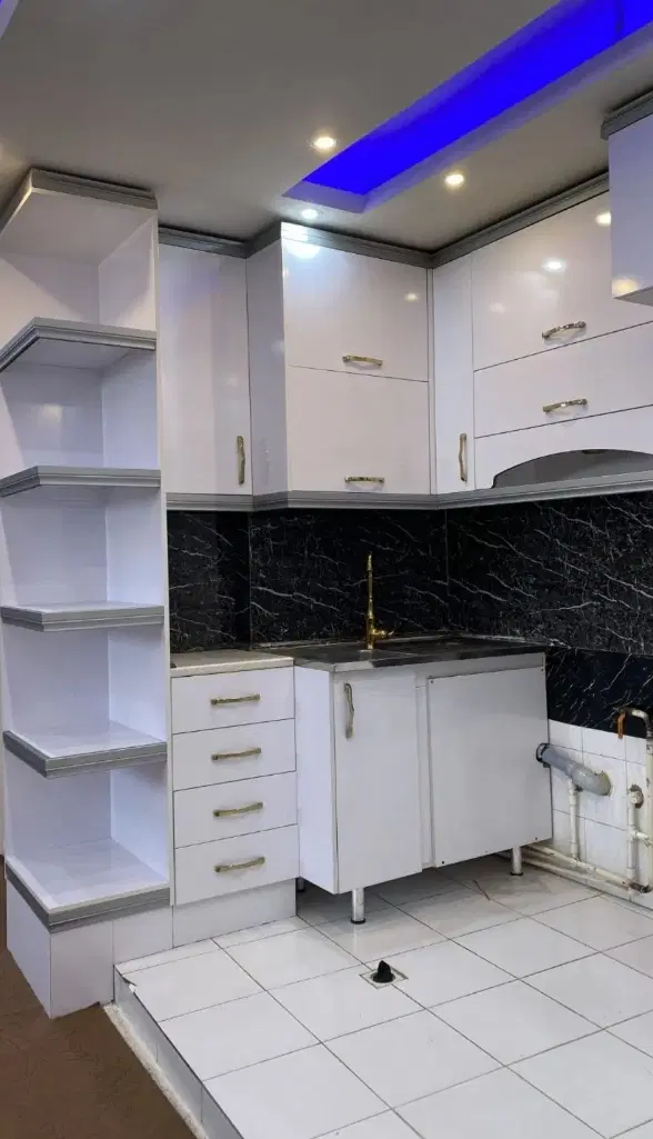 رهن و اجاره ۹۰متر آسانسور پارکینگ اندیشه