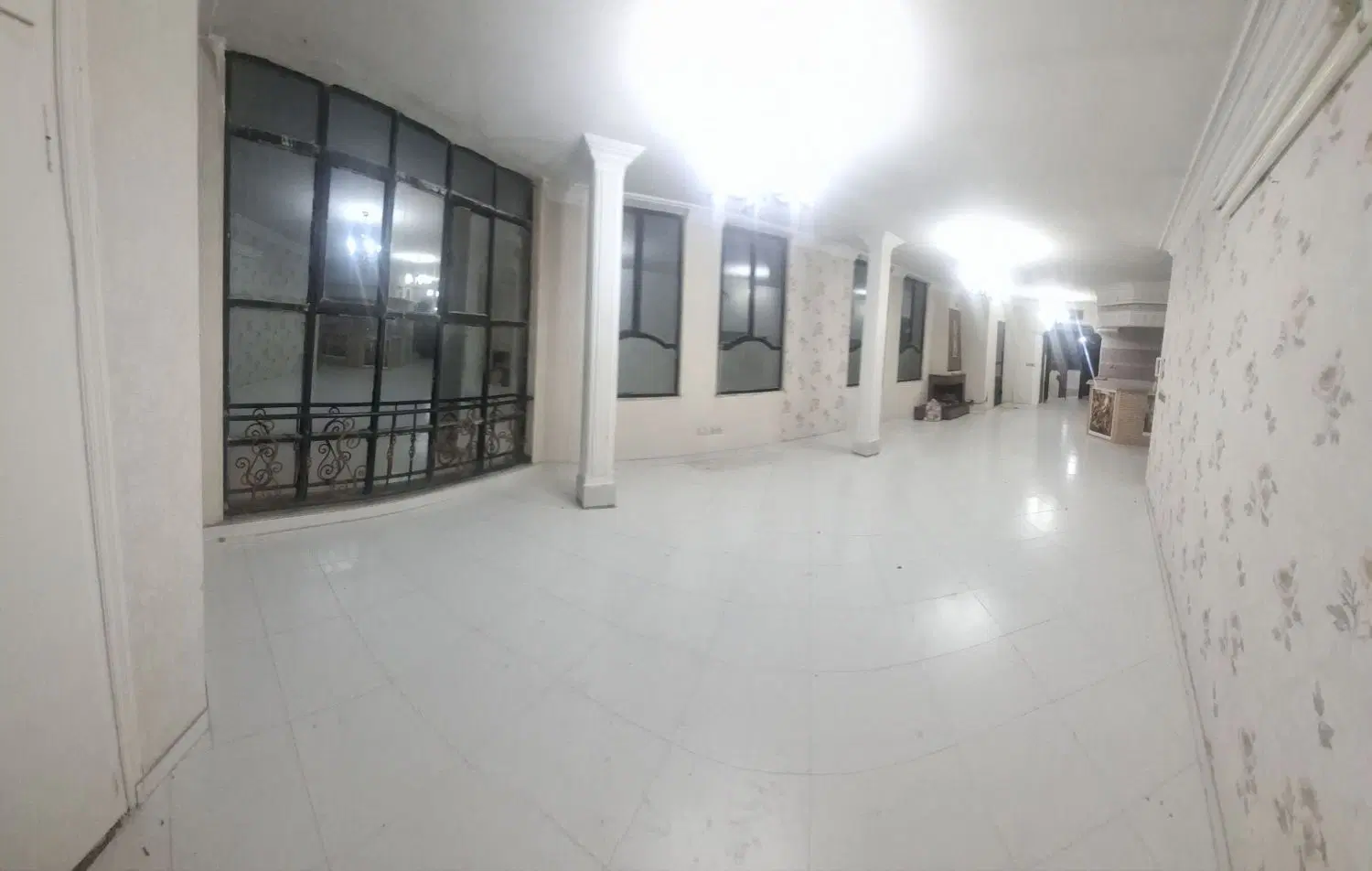 آپارتمان   ۱۲۵ متری. وکیل آباد ۴۶