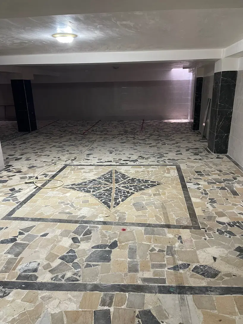 آپارتمان نوساز حصارک بالا
