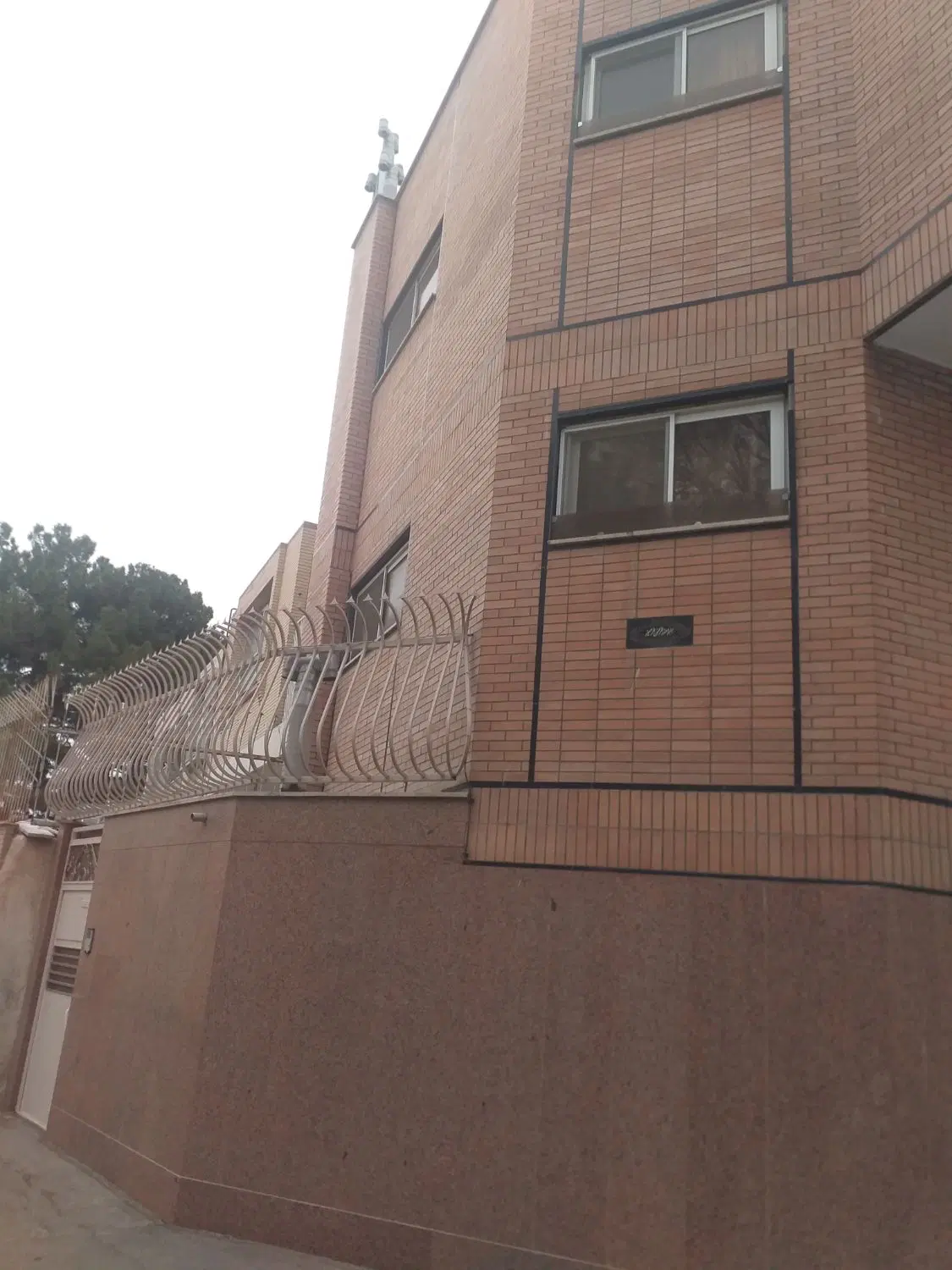 فروش منزل سه واحدی یکجا
