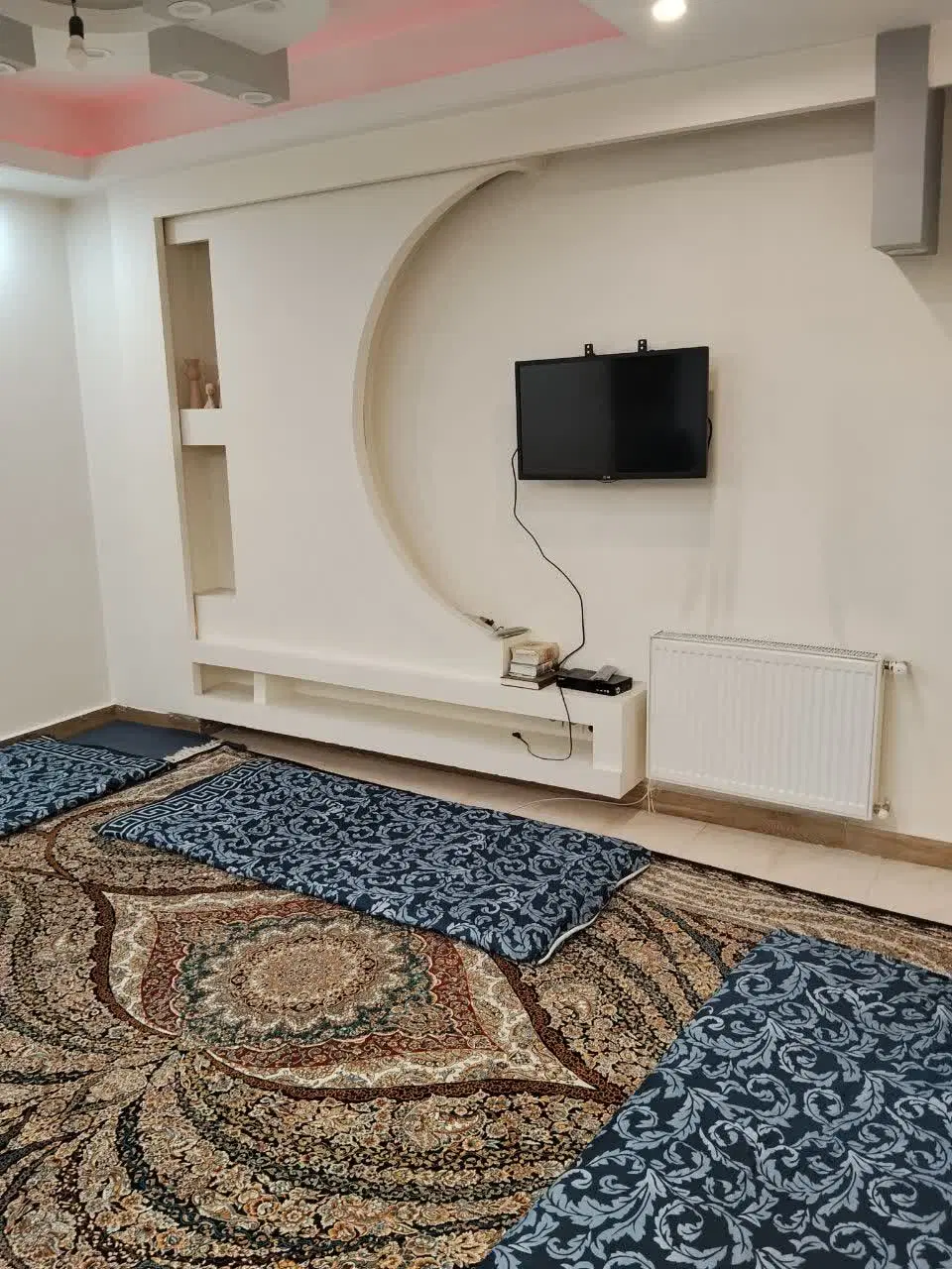 70متری