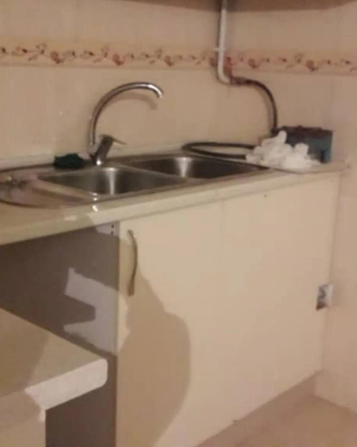 فروش یک باب خانه آپارتمانی