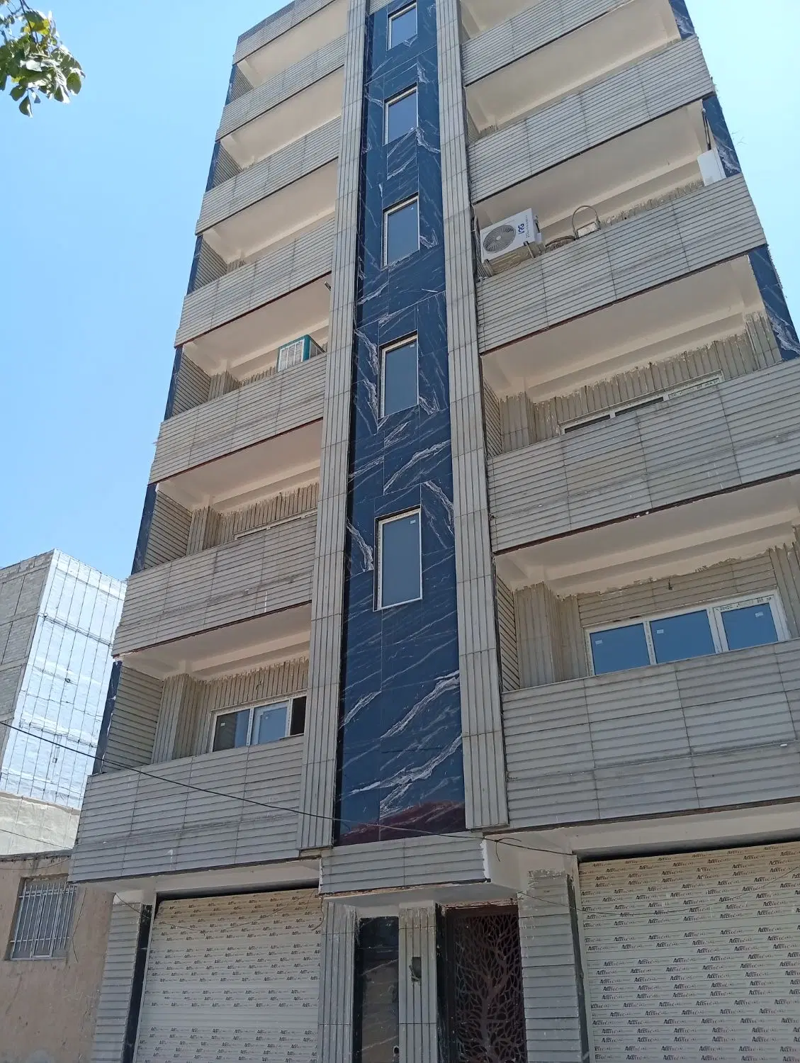 فروش آپارتمان ۸۰۰دستگاه