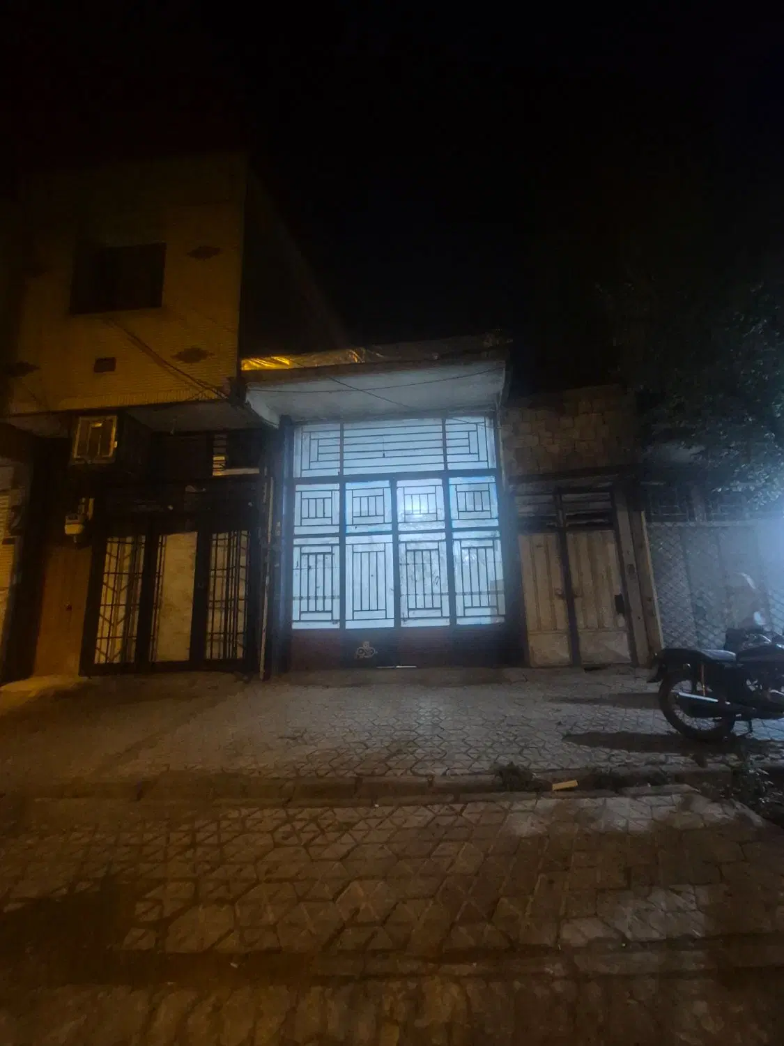 فروش مغازه تجاری زرین شهر