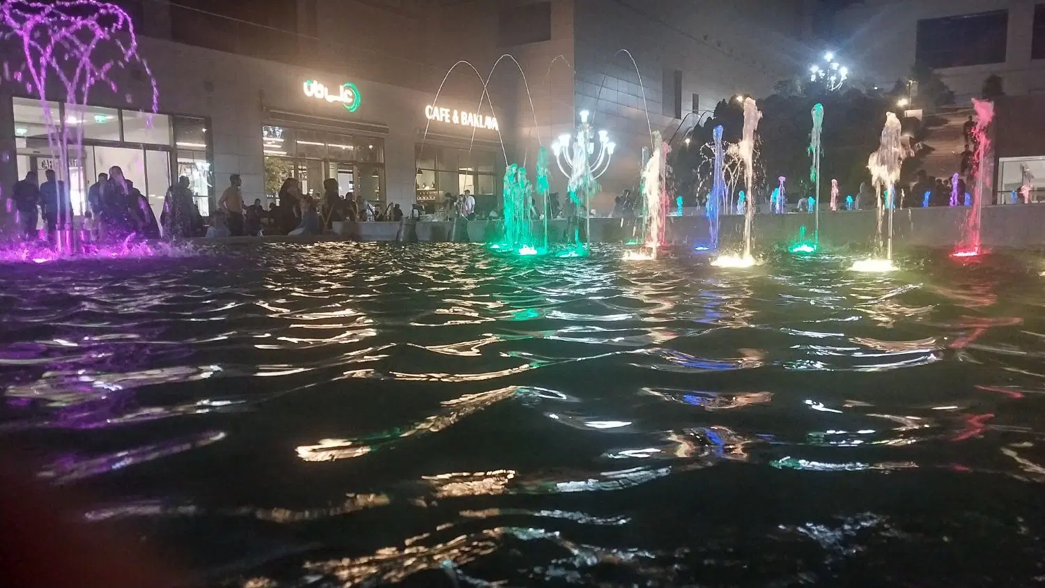 تجاری۱۲۰متر خیابان انقلاب