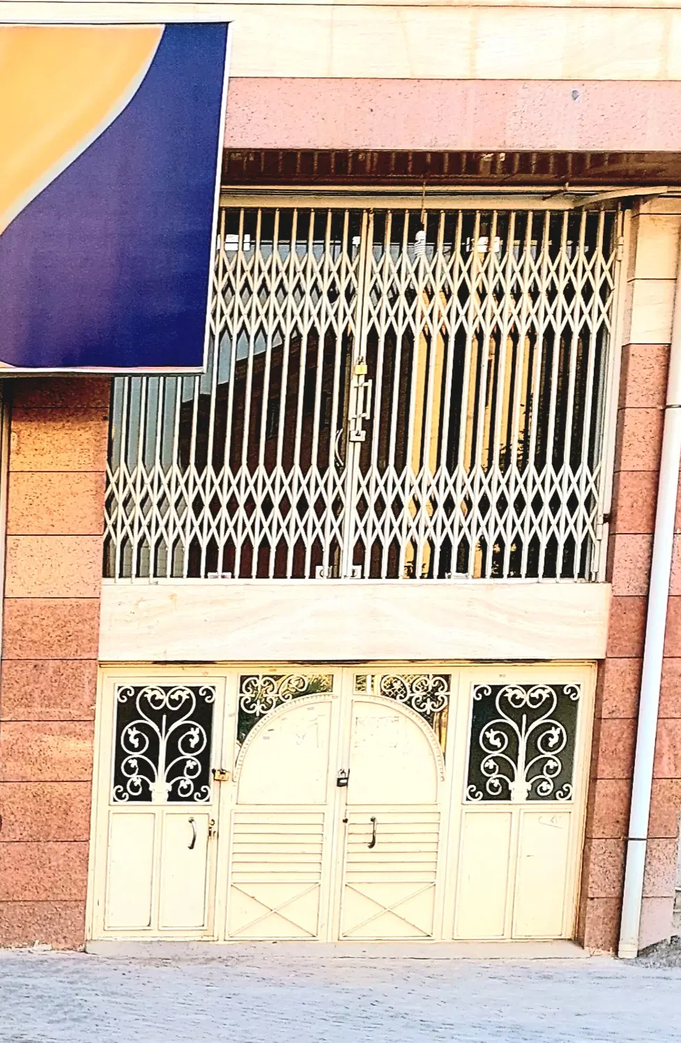 اجاره زیرزمین ۲۰۰متری