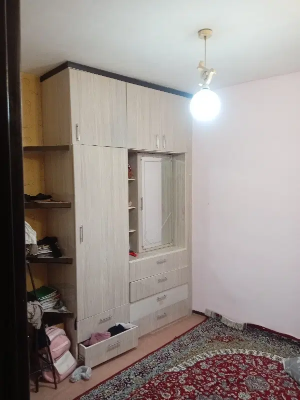 آپارتمان درپنج تن 12