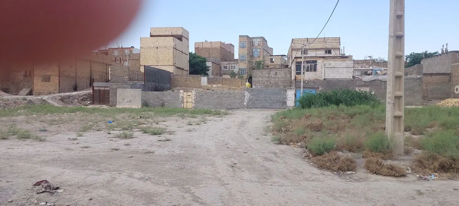 ۱قطعه زمین۱۵۰متری۱۰در۱۵مدارک کامل باوکالت ثبت شده