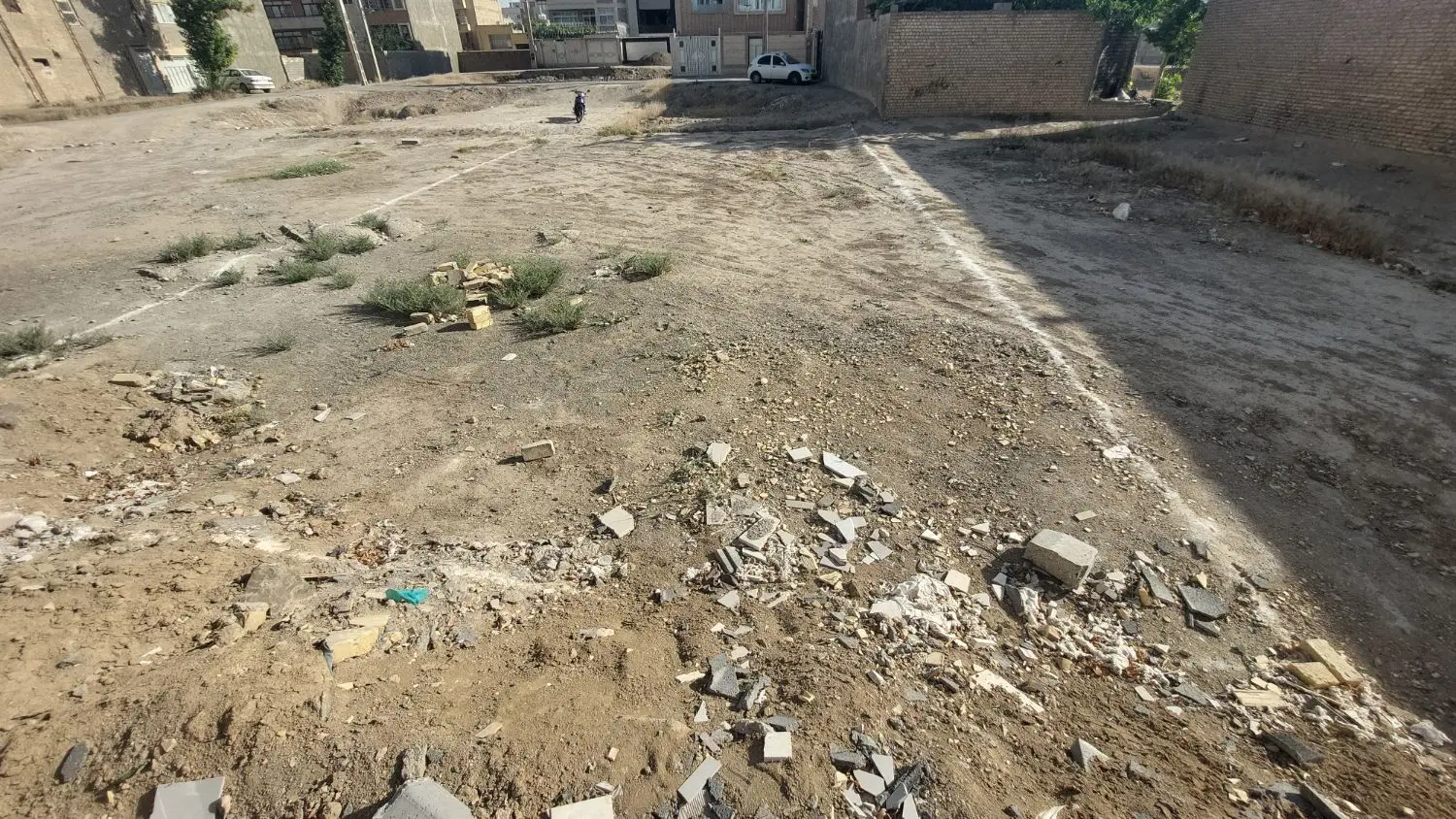 زمین مسکونی