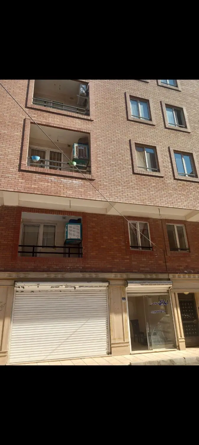 یک پارکینگ اجاره داده میشود