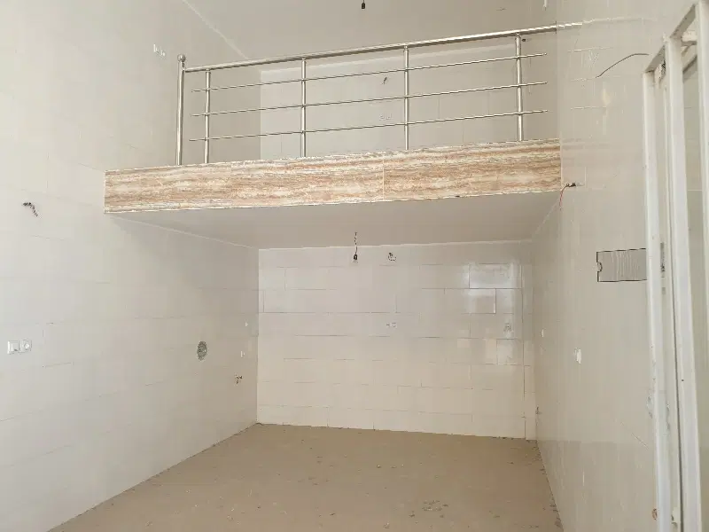 مغازه ۲۸ متری آب برق گاز بالکن