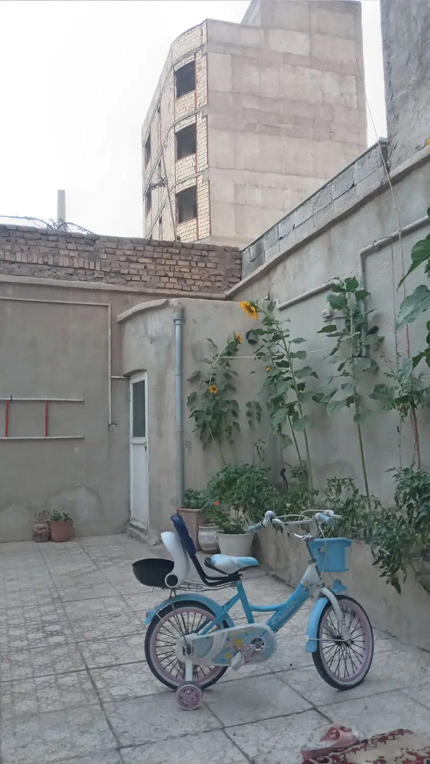 فروش حیاط مسکونی
