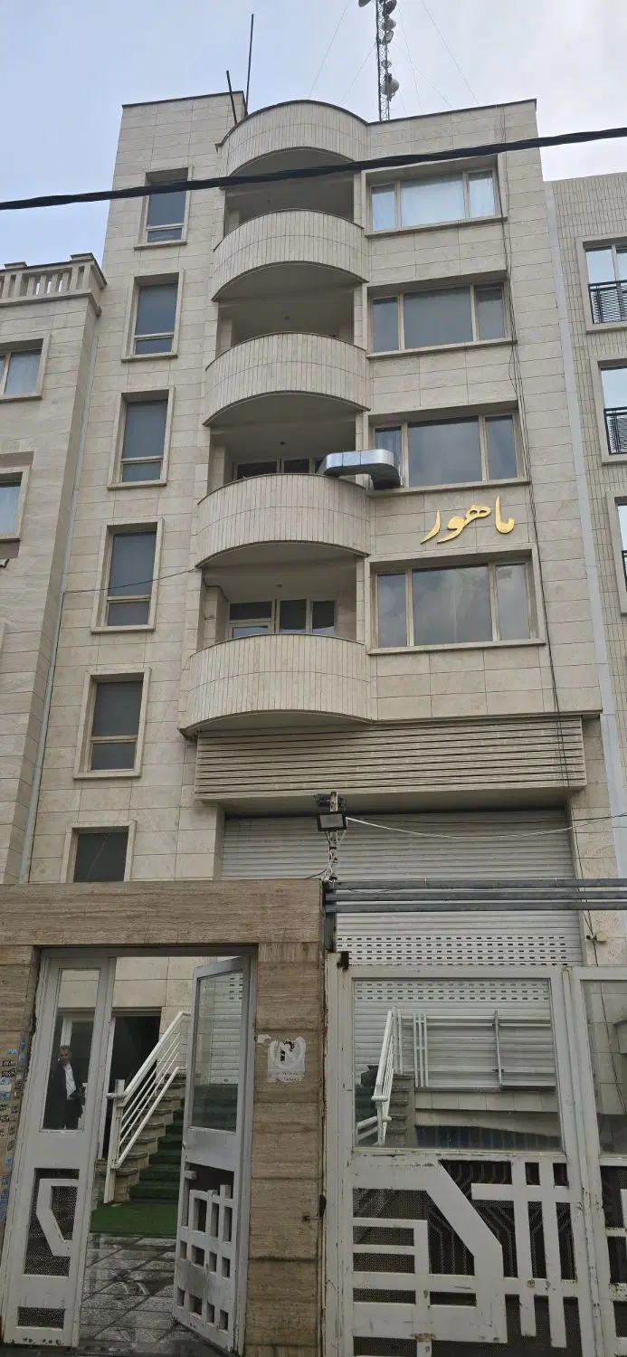 ۱۲۸ متر _ فلت_ تک واحدی سند اداری_ سینما سعدی