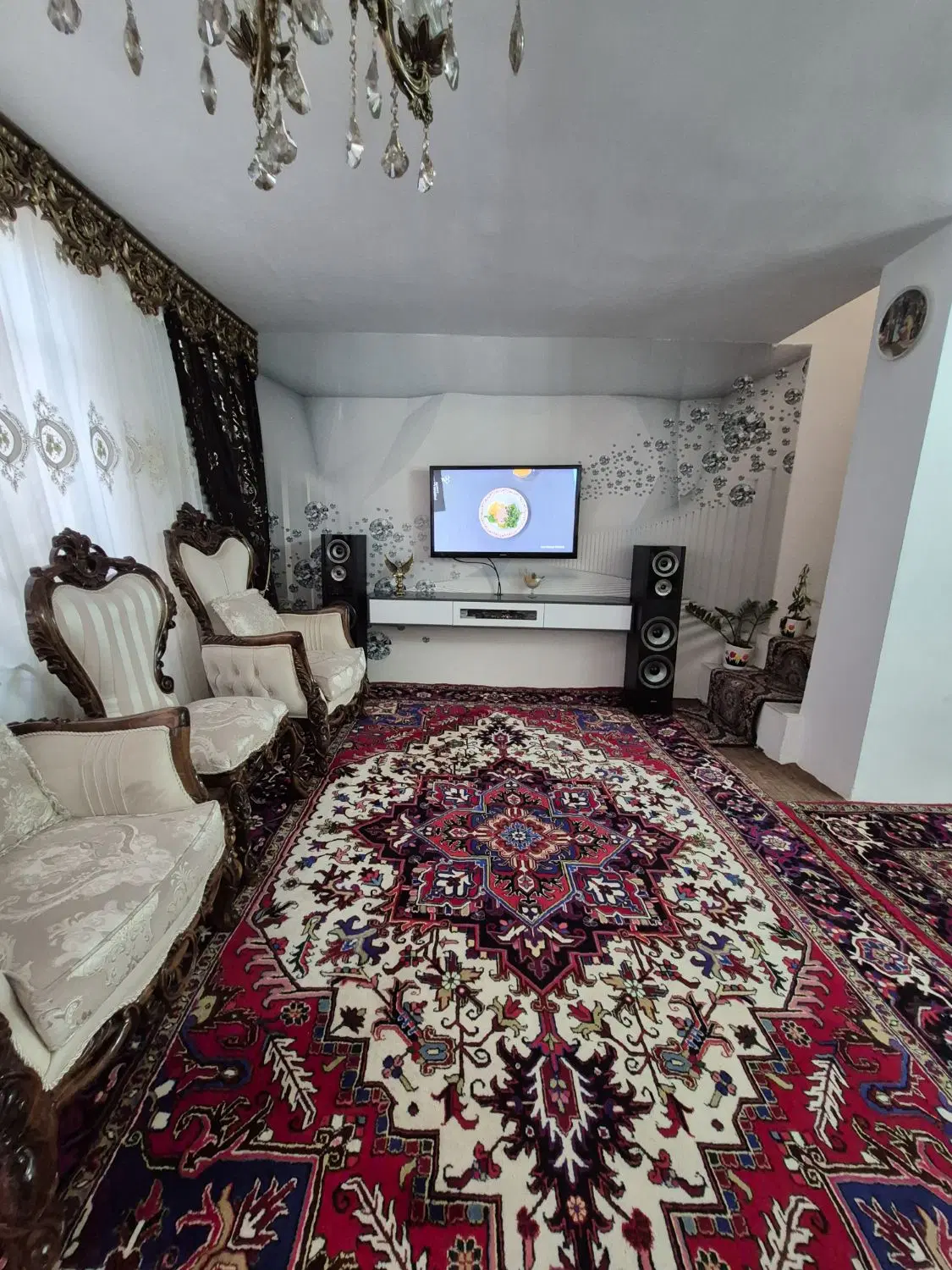 حیاط ویلایی