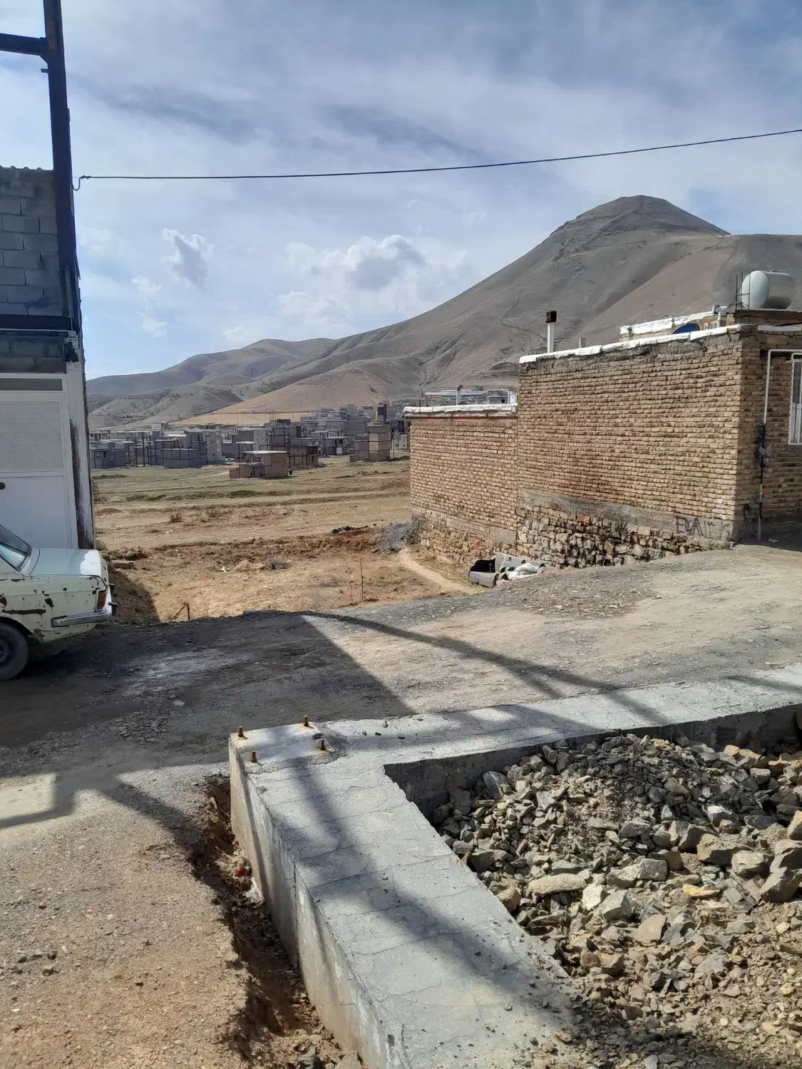 زمین حسن اباد150 متری