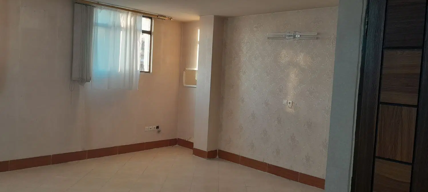فروش منزل تک سه واحدی