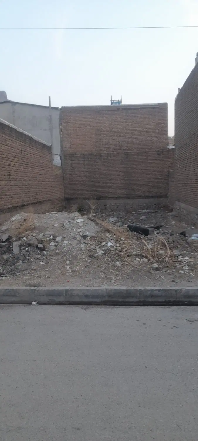 زمین مسکونی