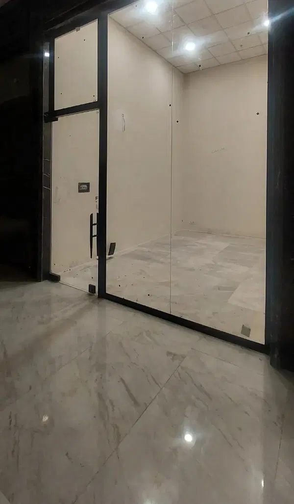اجاره مغازه ۱۵۰ متر خیابان خلیلی(نزدیک سجاد)