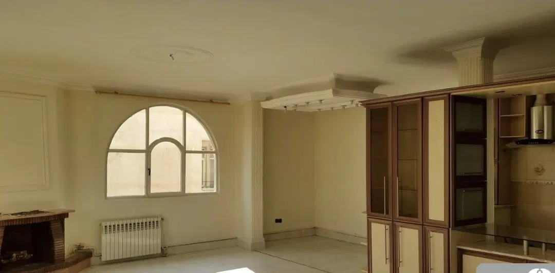 شهرک غرب دادمان135متر۳خواب طبقه 3