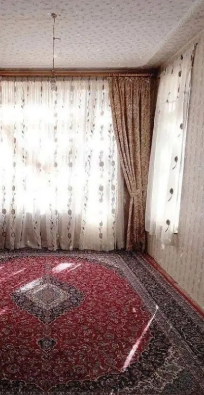 ملک مستقل   دربست 140 متری خ سبحانی