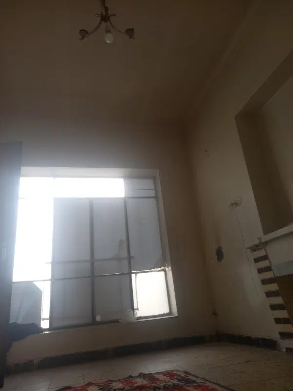رهن واجاره طبقه دوم  خیابان معزی