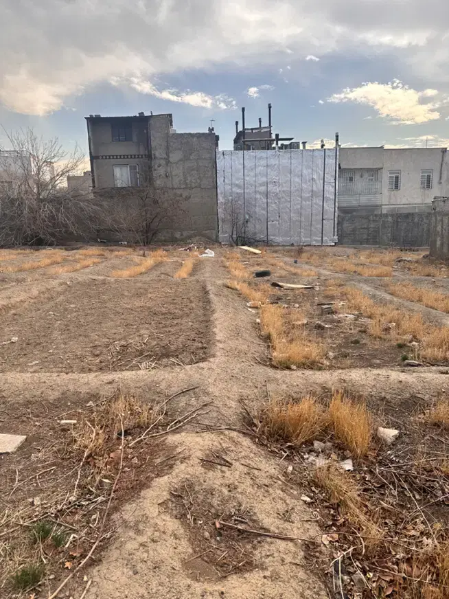 باغچه ۴۲۰ متری